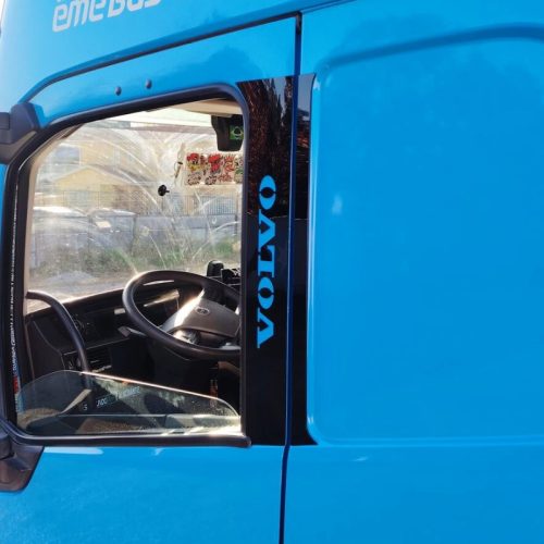 PAR PILARES VOLVO "NEW BLACK"