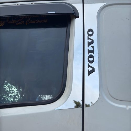 CONJUNTO COLUMNA DE PUERTA- VOLVO FH 1994 A 2014