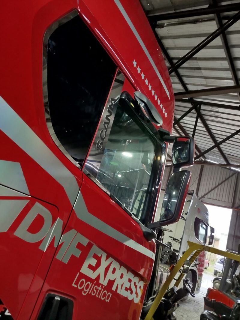 BORDE CROMADO PARA VIDRIO FALSO