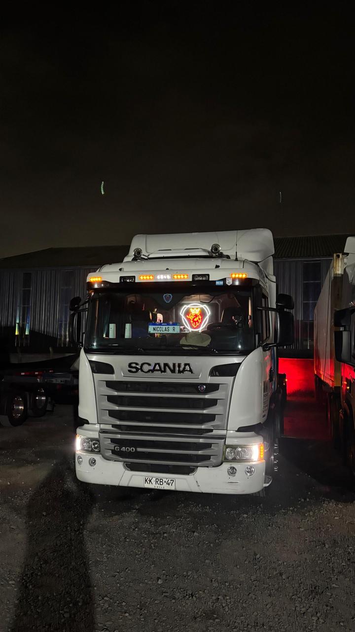 NEÓN SCANIA-AMBAR