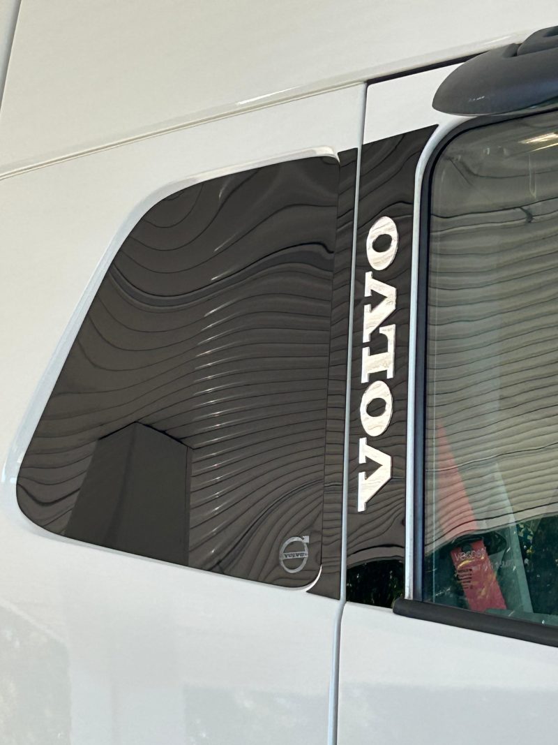 VIDRIO FALSO- VOLVO