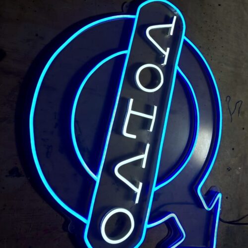 NEÓN VOLVO- CELESTE