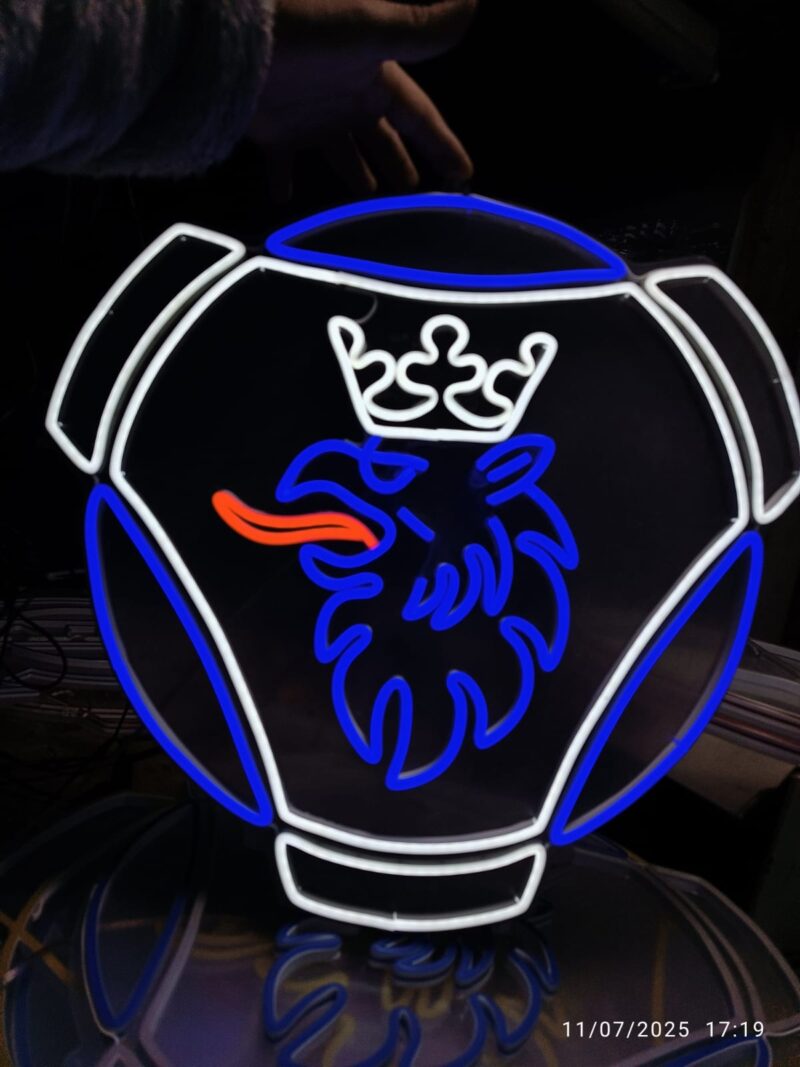 NEÓN SCANIA- AZUL/BLANCO